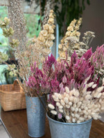 Load image into Gallery viewer, Dried Flower Arrangement
